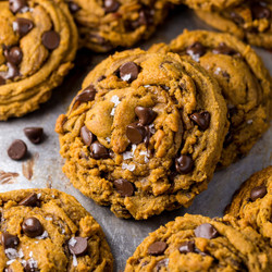 Vegan Pumpkin Chocolate Chip Cookies