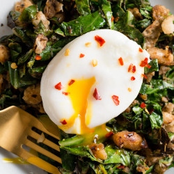 Recipe: Crispy White Beans With Greens And Poached Egg