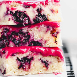 Blackberry Blondies 