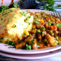 Shepherd&apos;s Vegetarian Pie