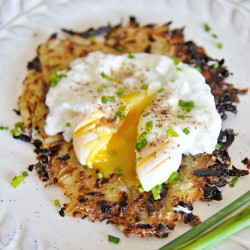 How To Make Hash Browns &amp; Poached Eggs