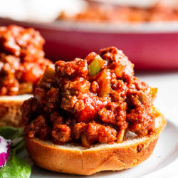 Paleo Sloppy Joe Stuffed Sweet Potatoes {whole30}