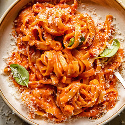 Tagliatelle With Pancetta, Basil And Mozzarella