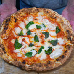 The Best No Knead Neapolitan Pizza Dough