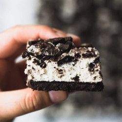 No-bake Oreo Cheesecake Bars