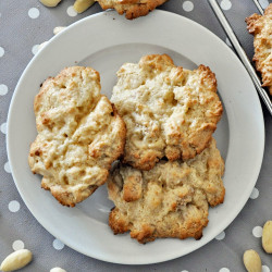 The Worlds EASIEST COOKIE RECIPE | Spanish Turron Cookies