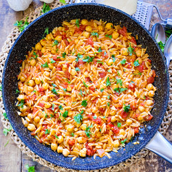 One-Pot Tomato Chickpeas And Orzo