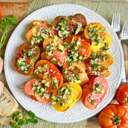 Pan Grilled Tomato Salad With Vinaigrette