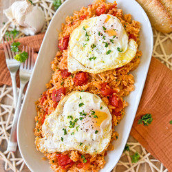 Spicy Tomato Rice With Eggs