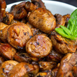 Champignons Rôtis Au Four, Sauce Soja Et Balsamique