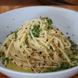 Spaghetti Aglio Olio E Peperoncino