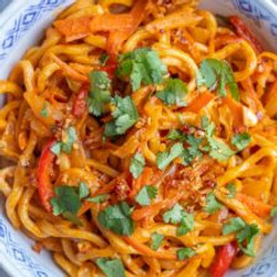Coconut Red Thai Curry Noodles With Vegetables