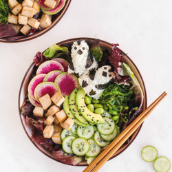 Garden Vegan Poke Bowl With Tofu &amp; Watermelon Radish