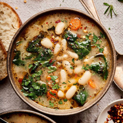 Hearty Tuscan White Bean Soup