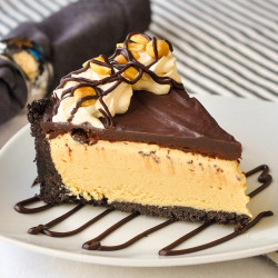 Frozen Peanut Butter Cup Pie