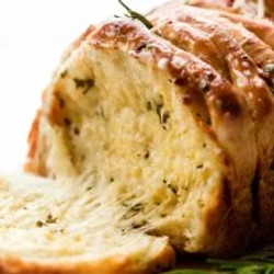 Rosemary Garlic Pull Apart Bread