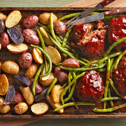 Mini Meat Loaves, Green Beans, And Potatoes