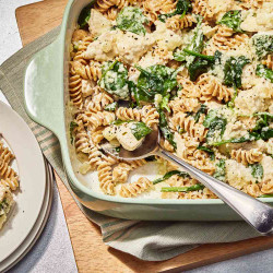 Creamy Garlic-parmesan Chicken Pasta Bake Is Packed With 35 Grams Of Protein