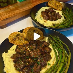 Cajun Butter Steak Bites Over Parmesan Mashed Potatoes