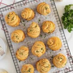 Garlic Parmesan Herb Cruffins