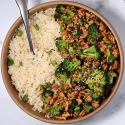 Honey Sriracha Ground Chicken And Broccoli