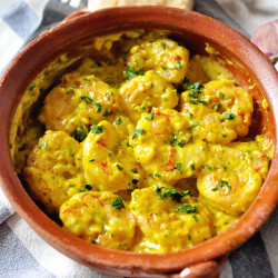 Sautéed Shrimp In Creamy Saffron Sauce