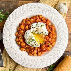 Spanish Chickpeas With Eggs