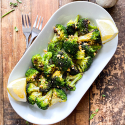 Spanish Garlic Broccoli | Broccoli You Actually Can&apos;t Resist