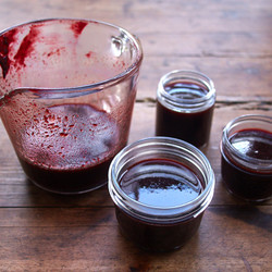 Homemade Blackberry Syrup