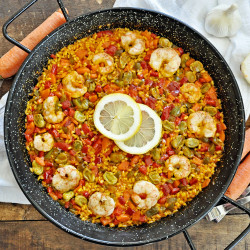 Spanish Paella Campera With Vegetables &amp; Shrimp