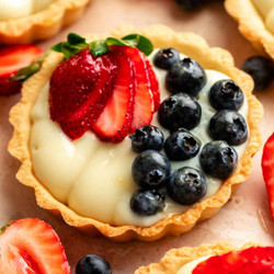 Mini Fruit Tarts With Pastry Cream