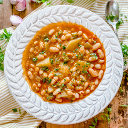 Sevilla´s Best-Kept White Bean Stew | Potaje De Chícharos