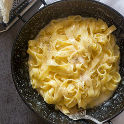 Traditional Alfredo Pasta