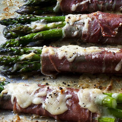 Asparagus &amp; Prosciutto Bundles