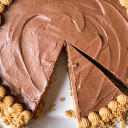 No-bake Peanut Butter And Chocolate Pie