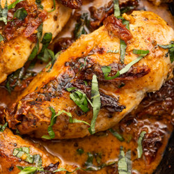 Whole30 Marry Me Chicken