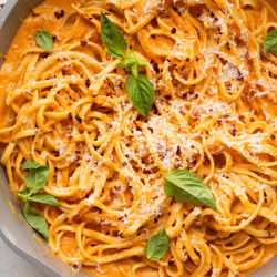 Creamy Roasted Red Pepper Pasta