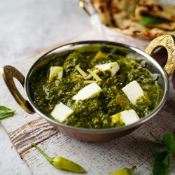 Saag Paneer - Indian spinach pan with vegan paneer tofu