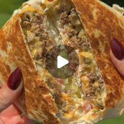 Crunch Wrap Supreme