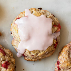 Fresh Strawberry Glaze (icing) For Scones, Cakes And Cookies