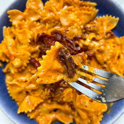 Easy Sun-dried Tomato And Harissa Pasta