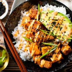 Maple Sriracha Tofu Bowls