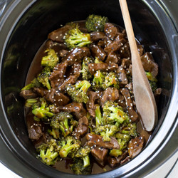 Slow Cooker Broccoli Beef