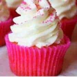 Crusting Vanilla Buttercream Frosting for Ginger Bread Houses