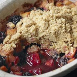Apple &amp; Blackberry Crumble