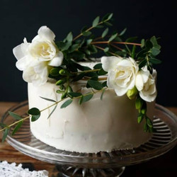 Vegan Apple Cake With Macadamia Frosting And Salted Caramel (gluten-free)