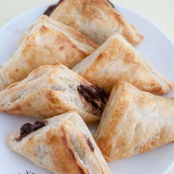 Easy Peasy Nutella Puff Pastries With Just 2 Ingredients