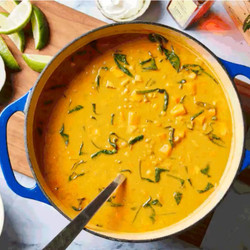 Pamela Anderson’s Moroccan Anti-inflammatory Lentil Soup Recipe