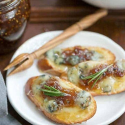 Fig Gruyere Crostini Recipe