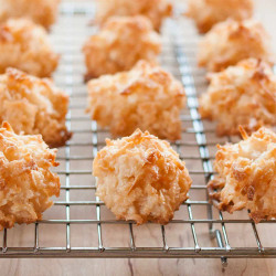 How To Make Coconut Macaroons